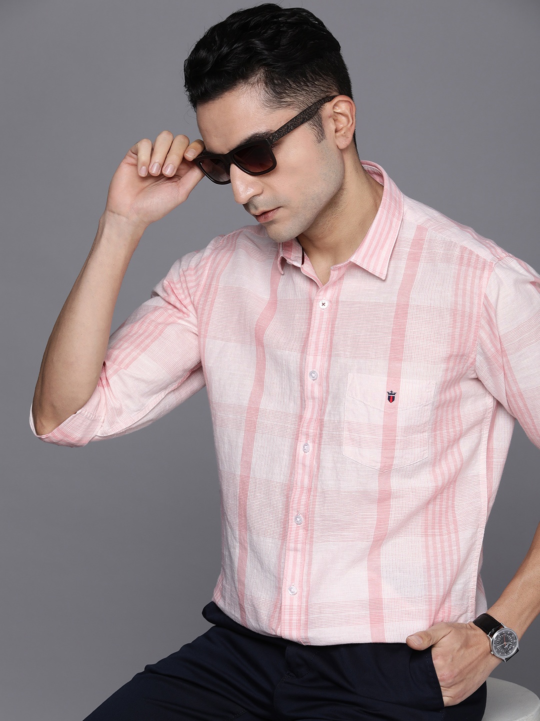 

Louis Philippe Sport Men Pink Checked Slim Fit Semiformal Shirt