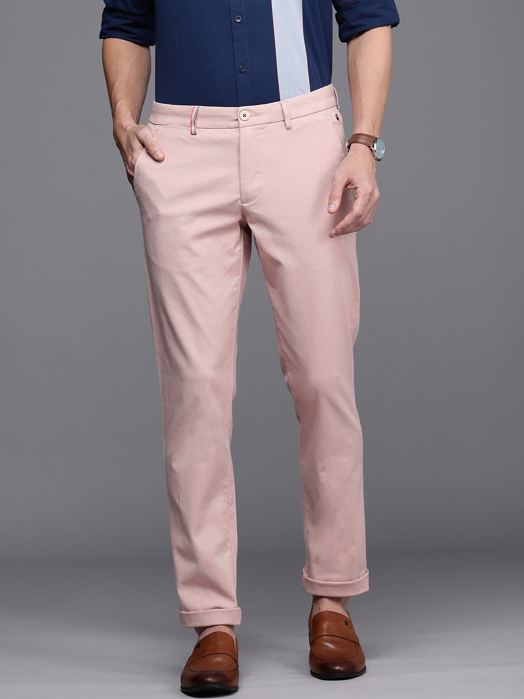 

Louis Philippe Sport Men Pink Solid Textured Slim Fit Regular Trousers