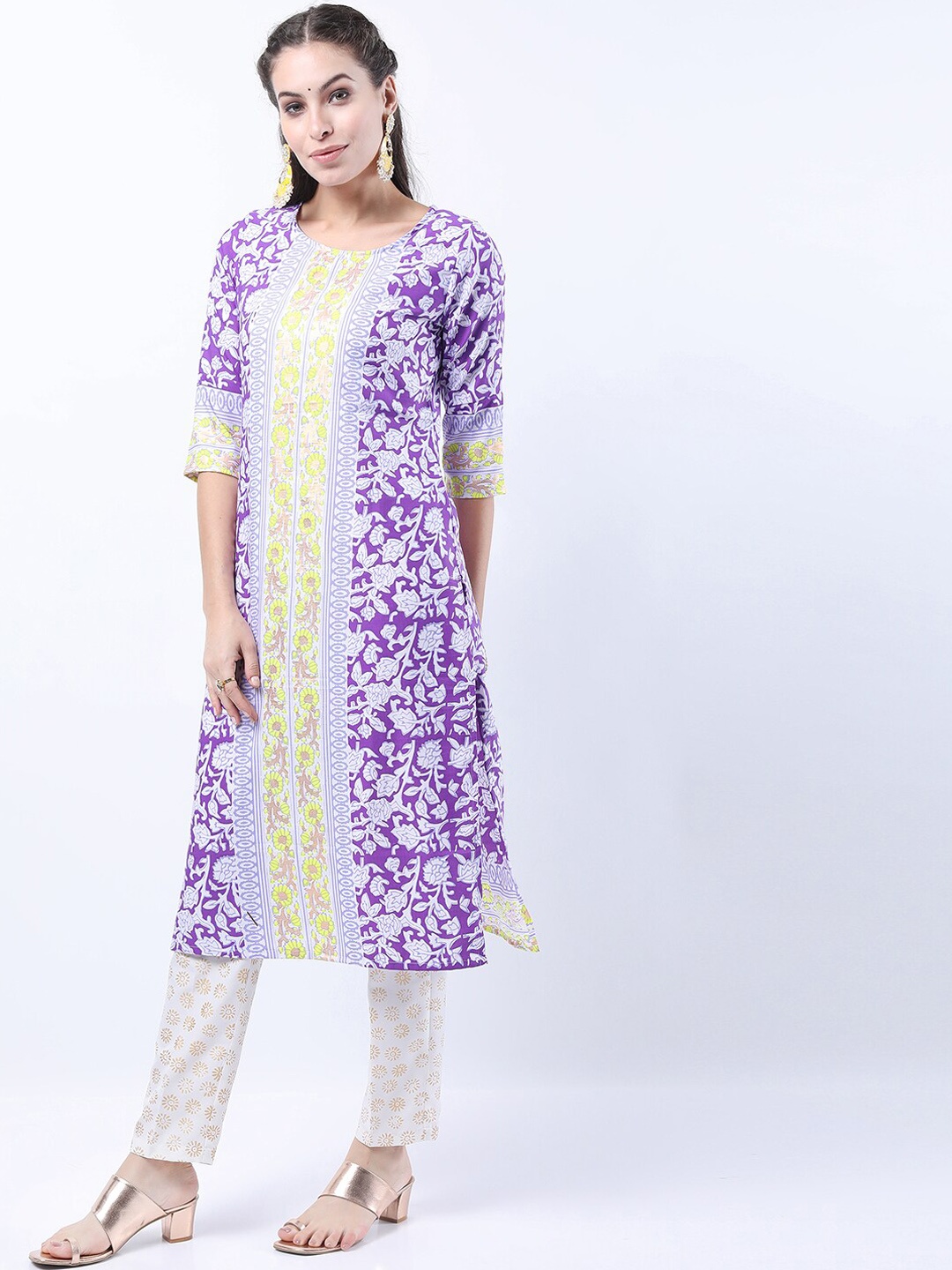 

Vishudh Women Mauve & White Dyed Mirror Work Pathani Kurta
