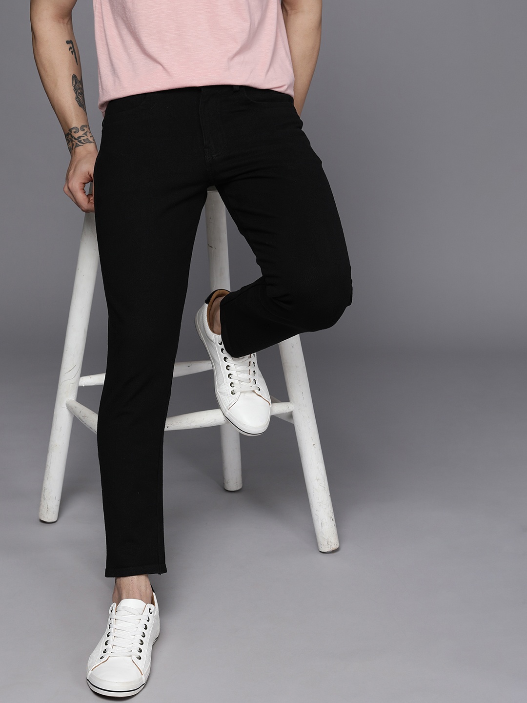 

Louis Philippe Jeans Men Black Slim Fit Low-Rise Stretchable Jeans