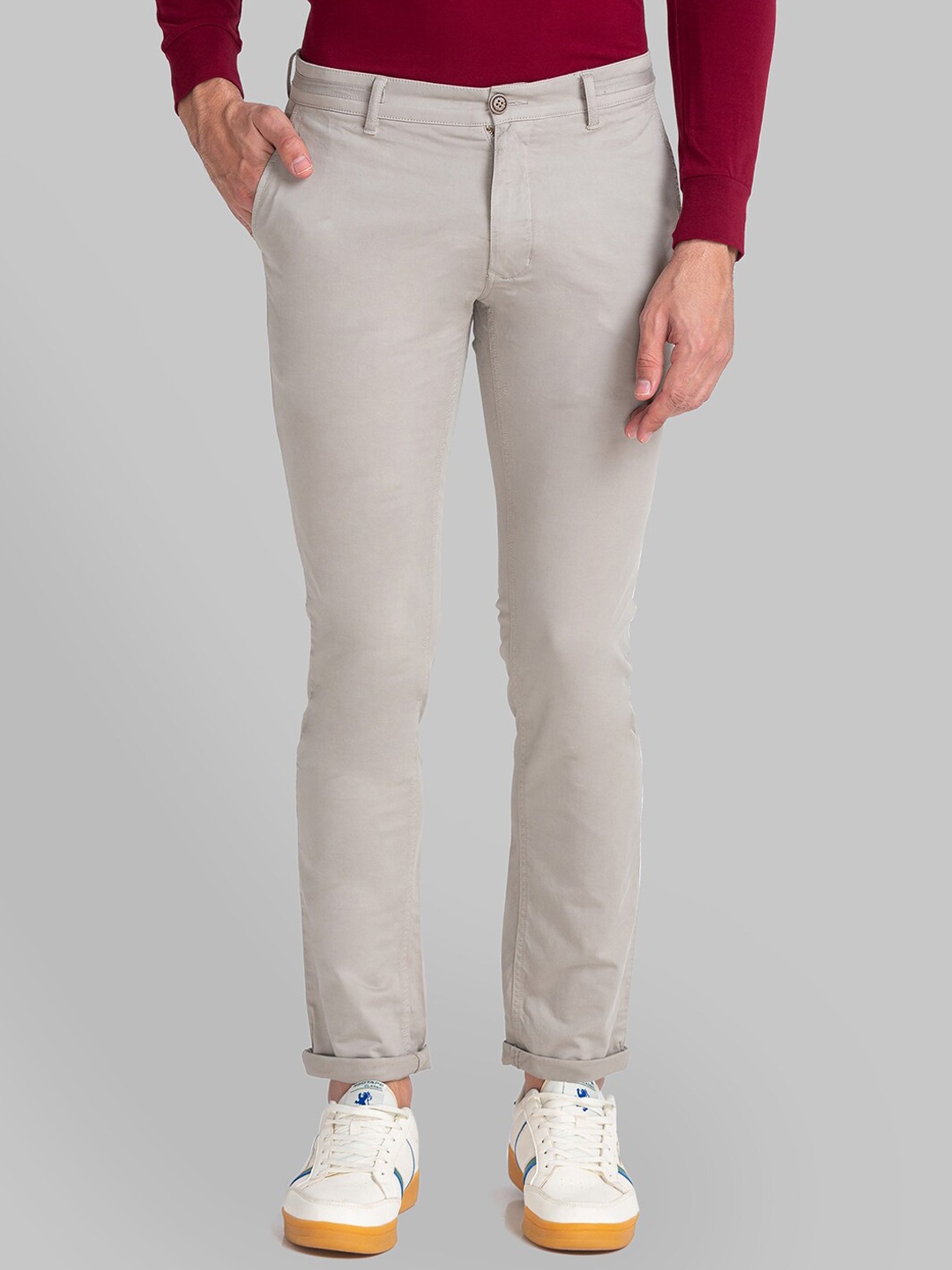 

Parx Men Grey Cotton Solid Tapered Fit Trousers