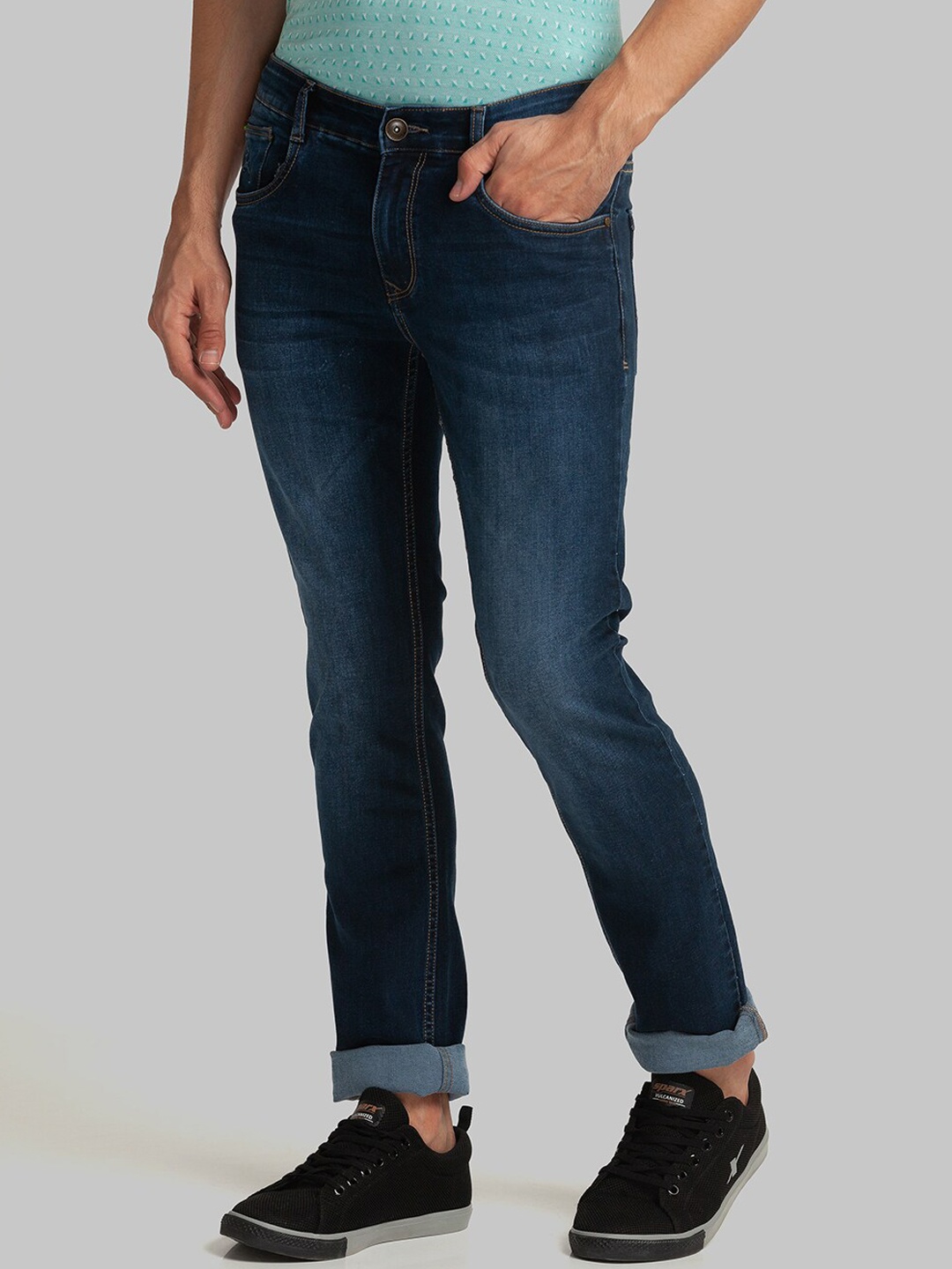 

Parx Men Blue Tapered Fit Light Fade Stretchable Jeans