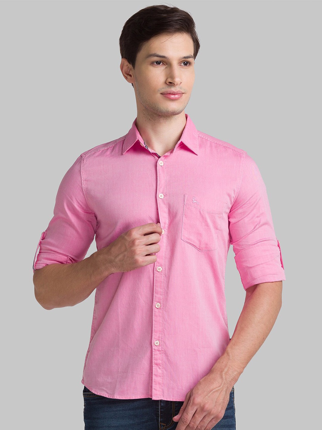 

Parx Men Pink Slim Fit Rolled Up Sleeves Casual Shirt