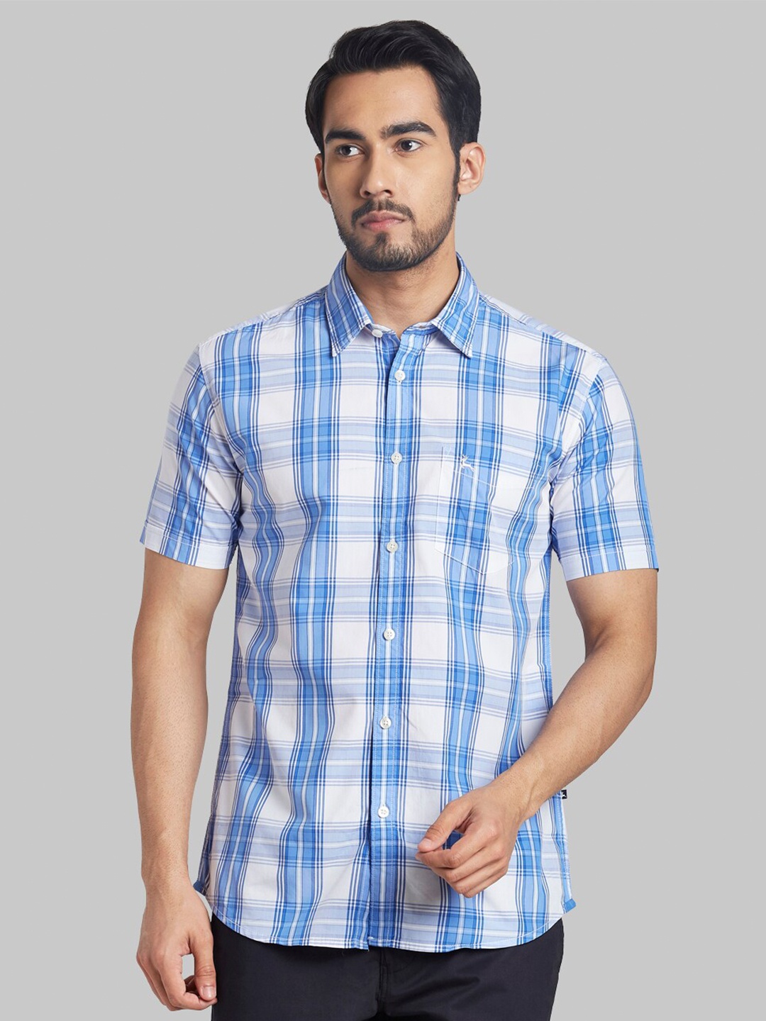 

Parx Men Blue Slim Fit Checked Cotton Casual Shirt