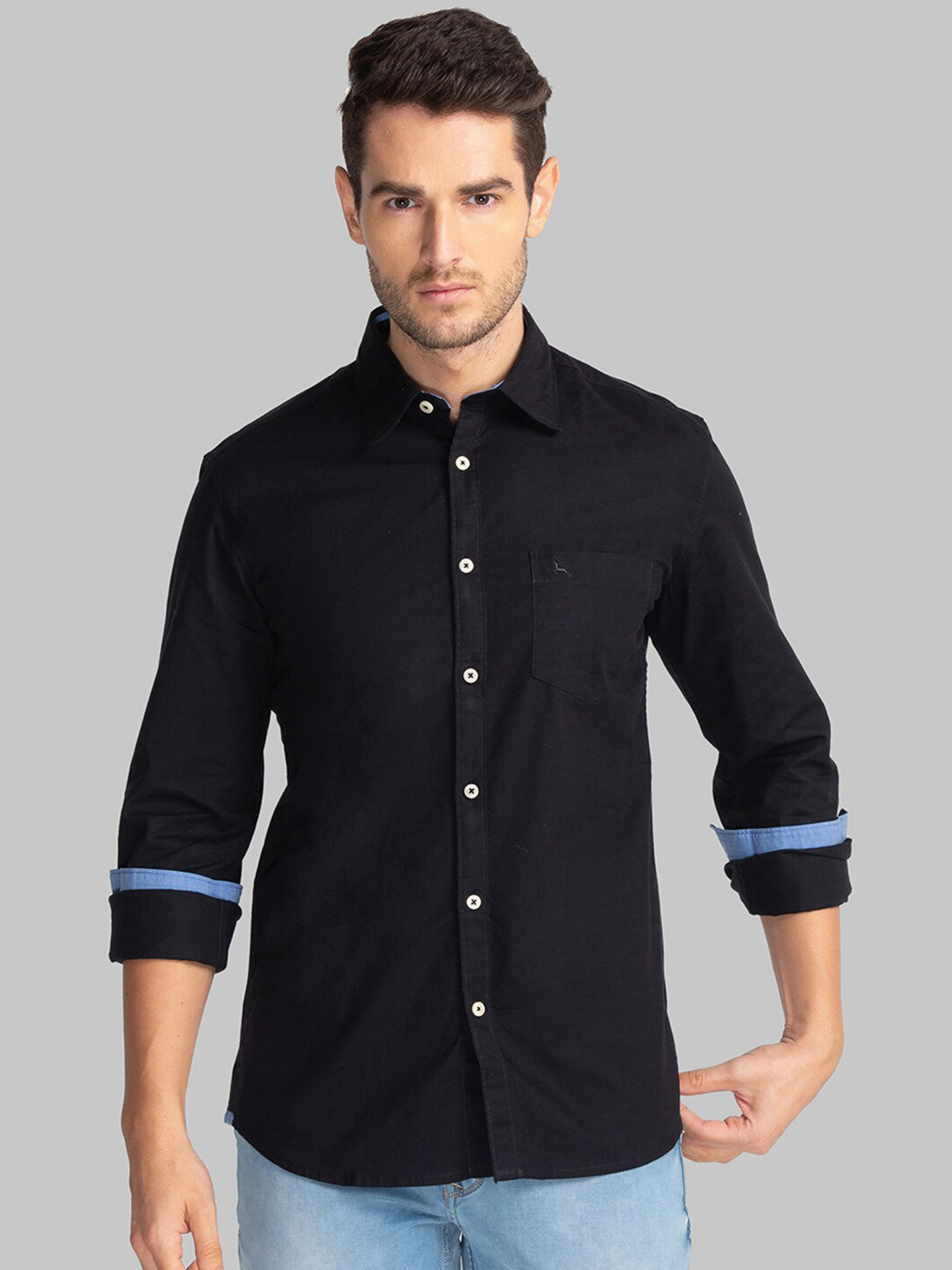 

Parx Men Black Solid Cotton Slim Fit Casual Shirt