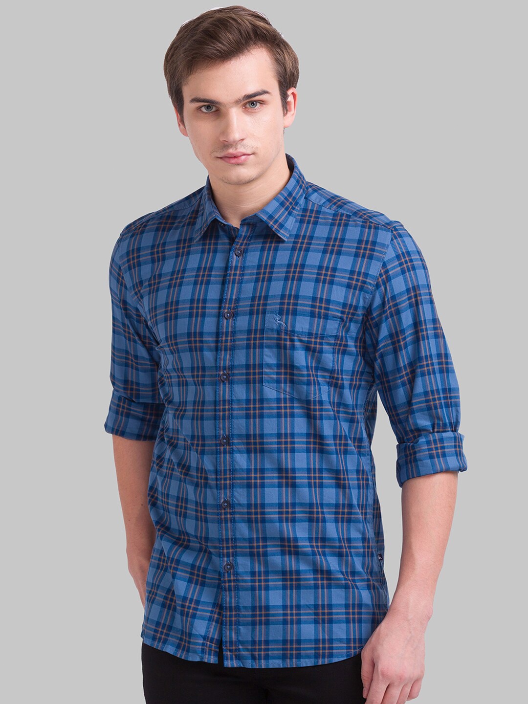 

Parx Men Blue Checked Cotton Slim Fit Casual Shirt