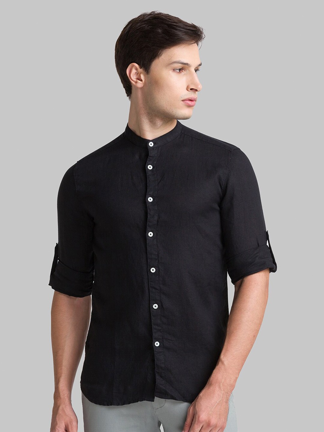 

Parx Men Black Solid Linen Slim Fit Casual Shirt