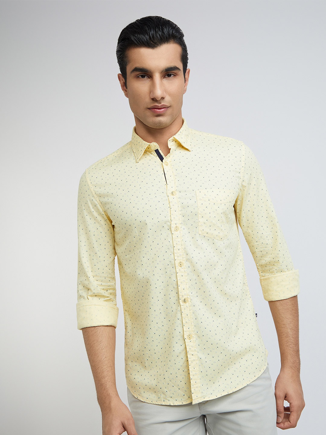 

Parx Men Yellow Printed Cotton Slim Fit Casual Shirt