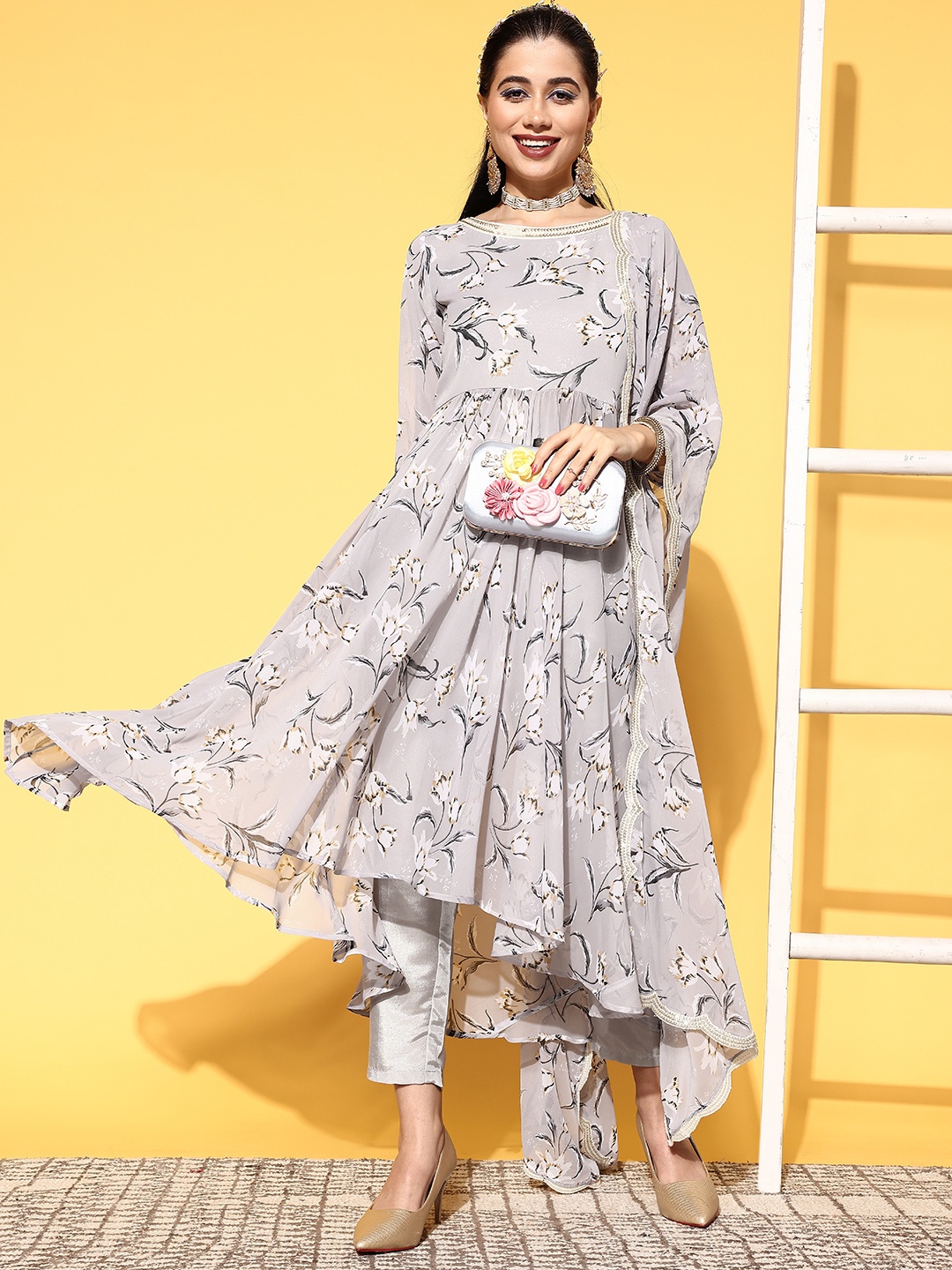 

Libas Women Grey Poly Georgette Print Parade Kurta Set
