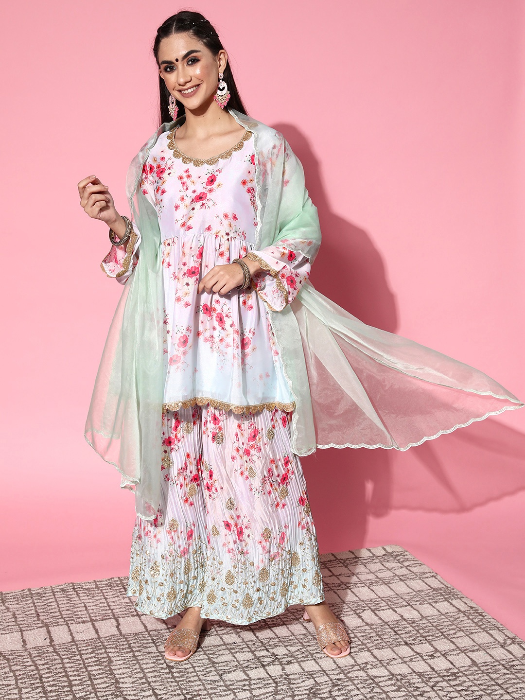 

Libas Women Grey Satin Print Parade Kurti Set