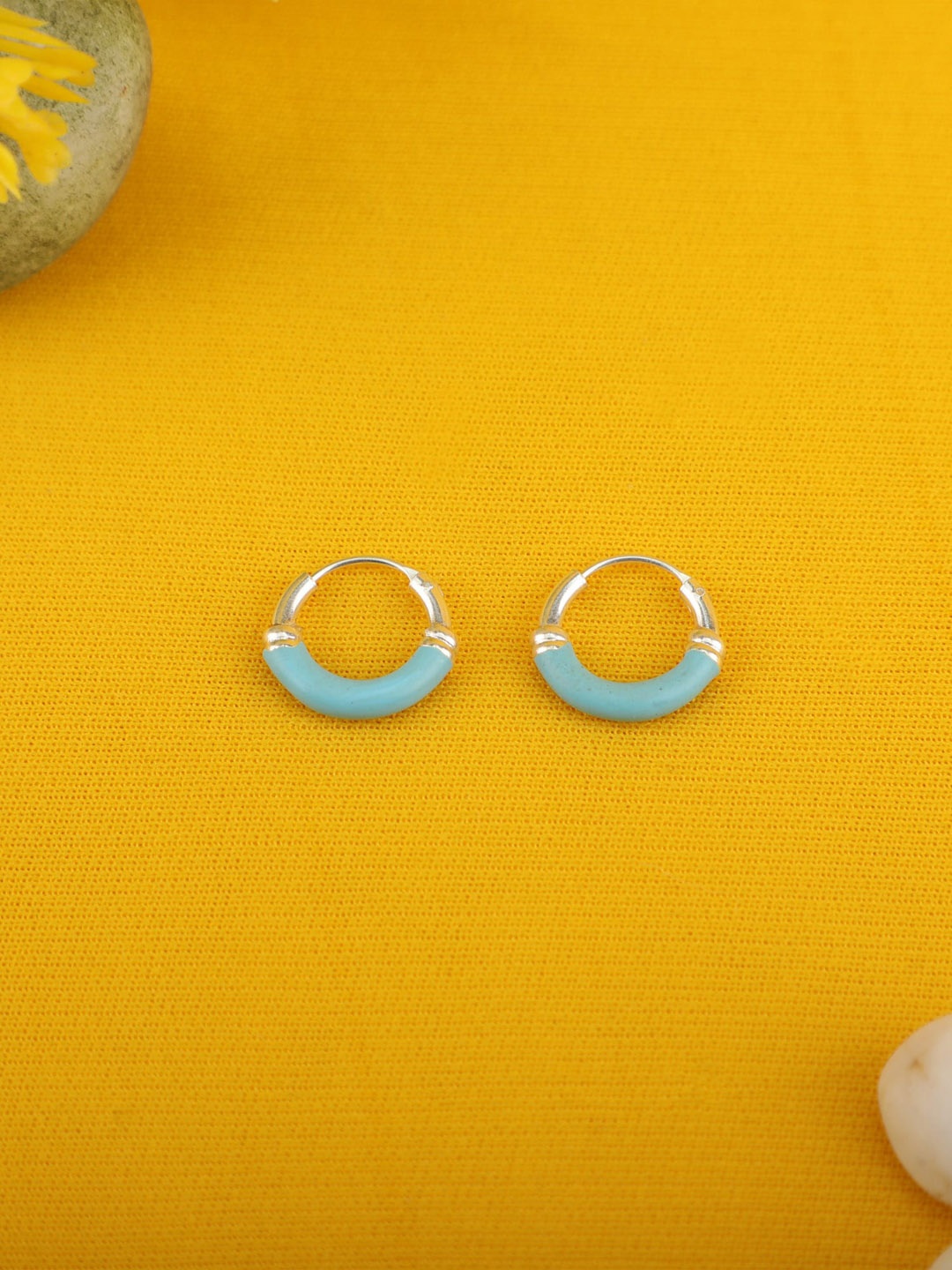 

Arte Jewels Women Blue Oval Hoop Earrings