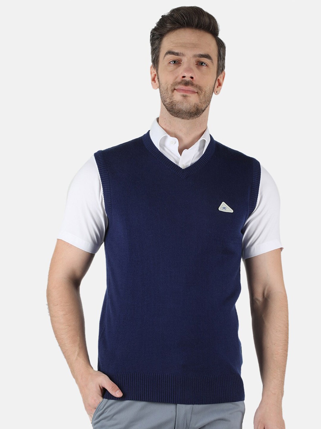 

Monte Carlo Men Blue Wool Blend V Neck Sweater Vest