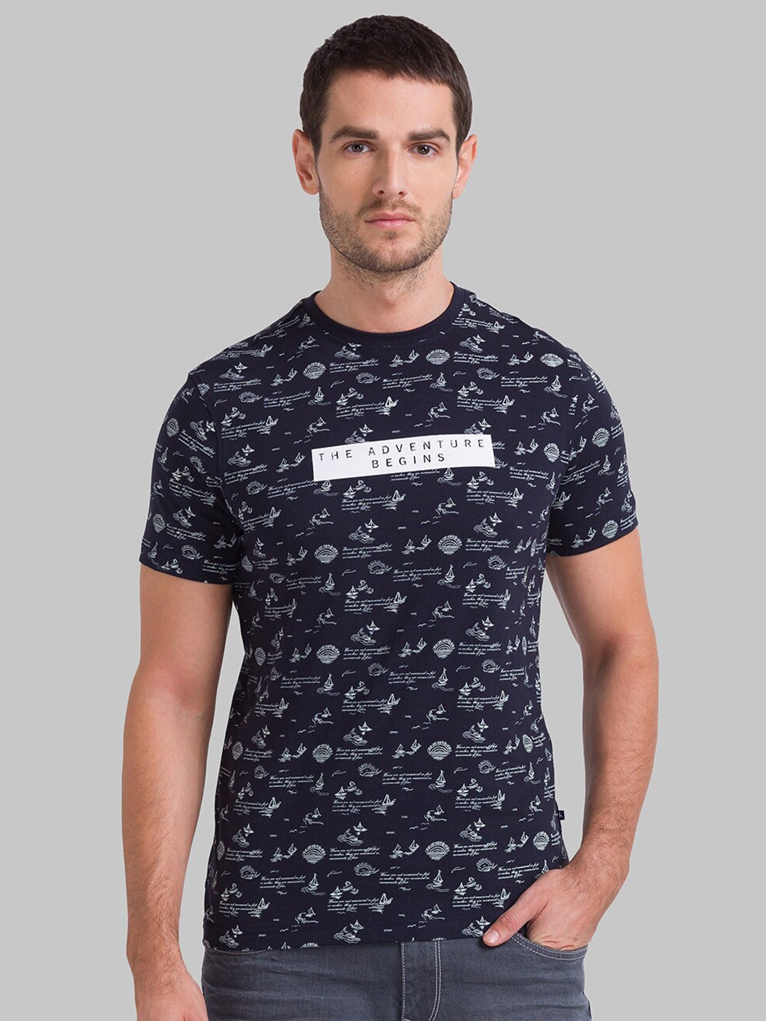 

Parx Men Blue Printed Applique T-shirt