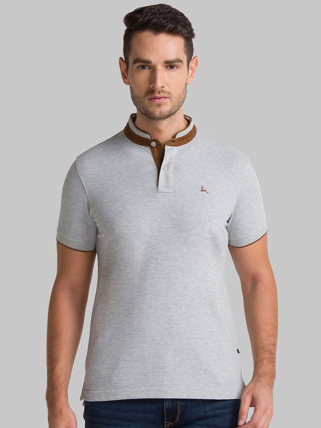 

Parx Men Grey Mandarin Collar T-shirt