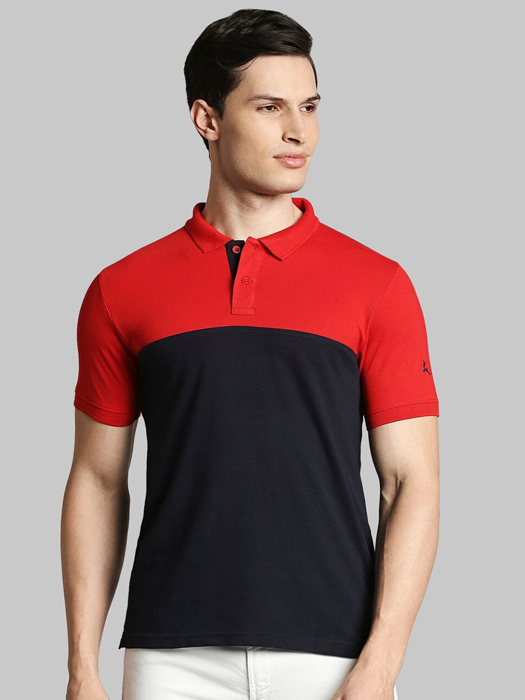

Parx Men Blue Colourblocked T-shirt