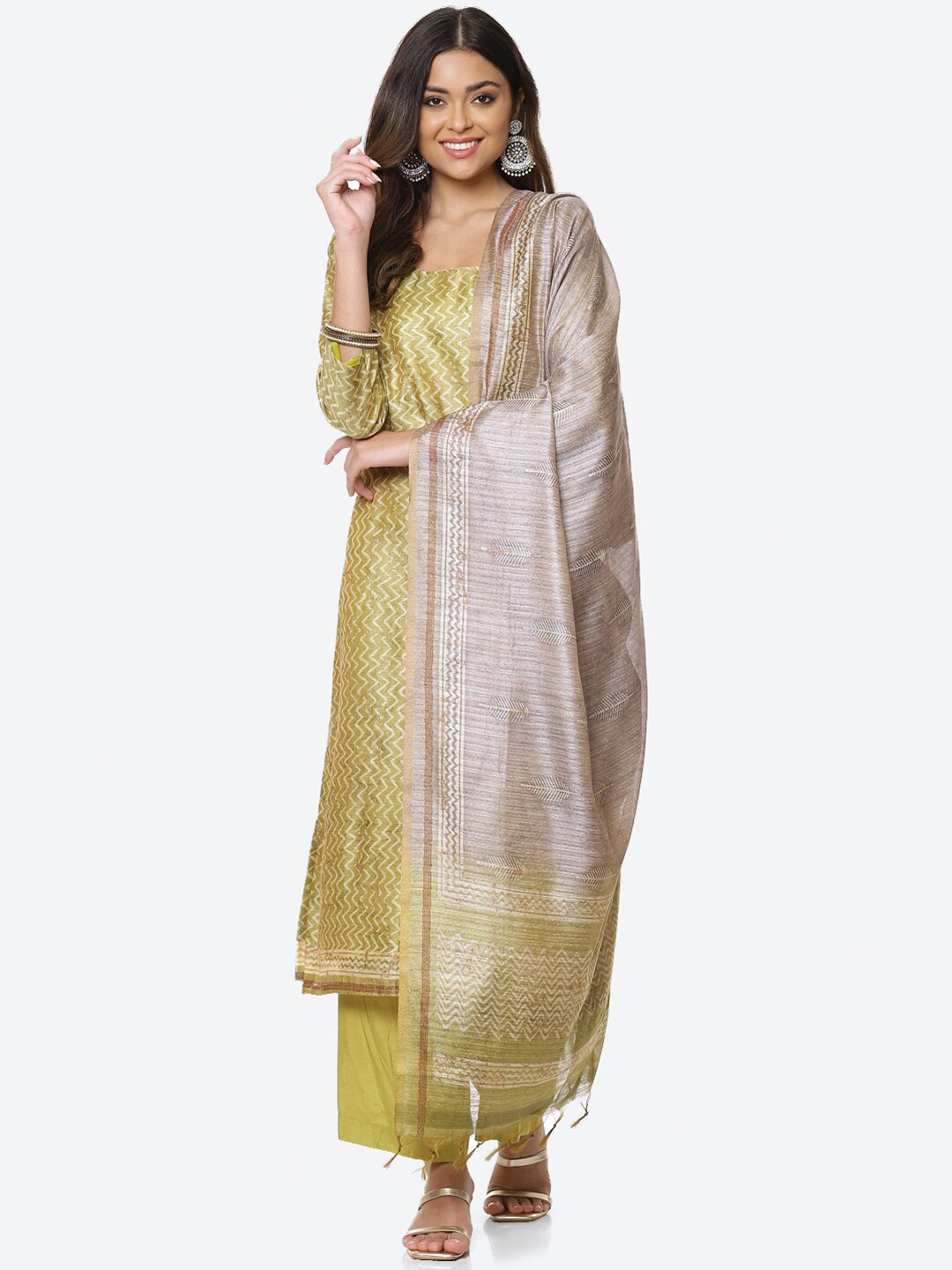 

Meena Bazaar Green & Silver-Toned Printed Unstitched Dress Material