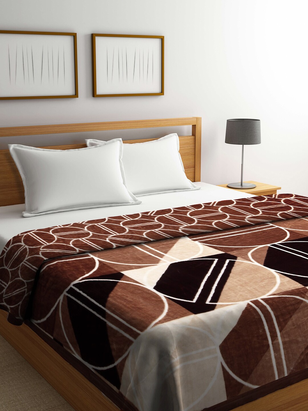 

KLOTTHE Brown & Cream-Coloured Geometric Heavy Winter Double Bed Blanket
