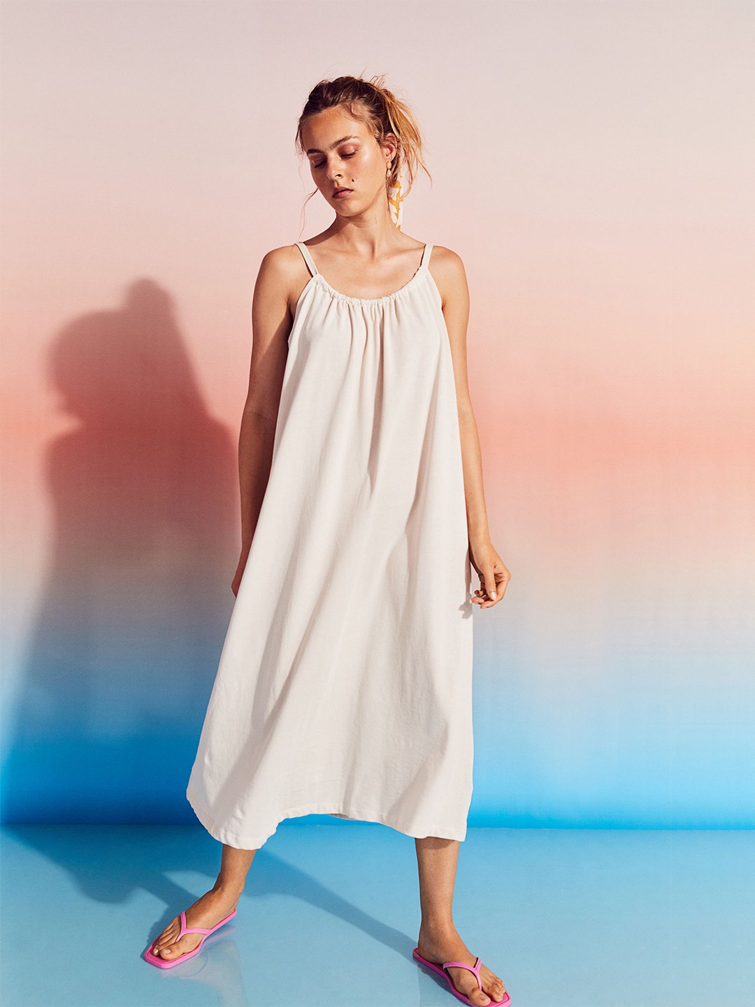 

H&M Beige Cotton jersey dress