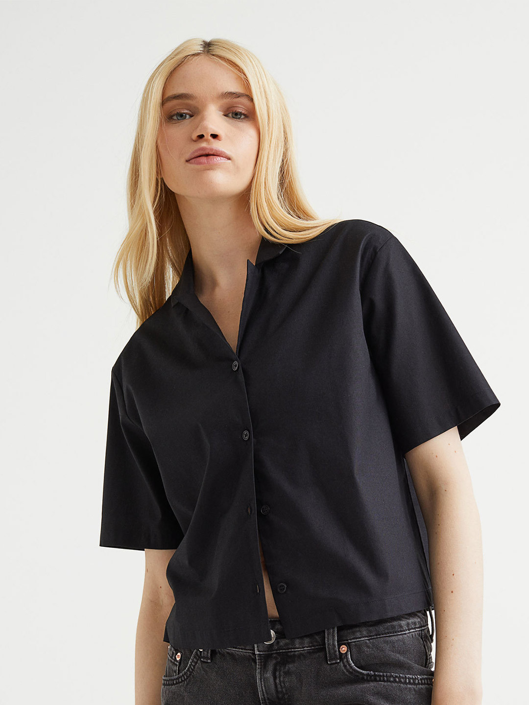 

H&M Women Black Cropped shirt