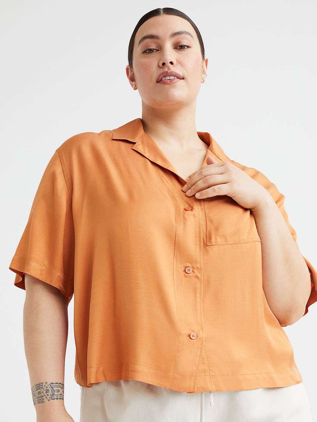 

H&M+ Women Orange Oversized Resort Shirt