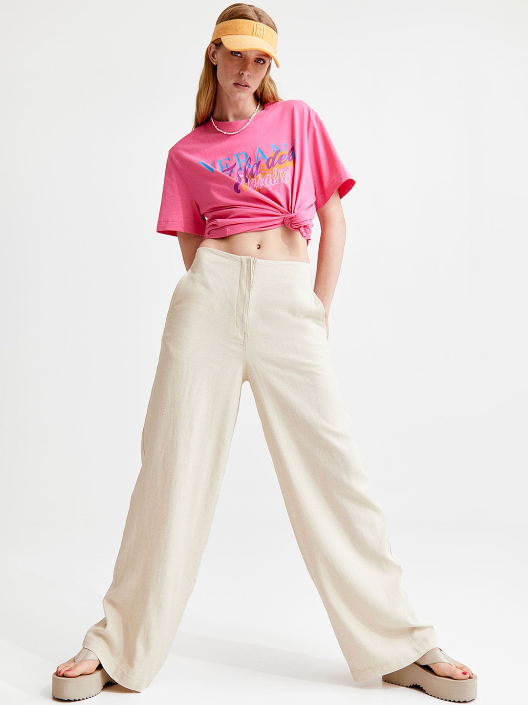 

H&M Women Beige Solid Wide Linen-Blend Trousers