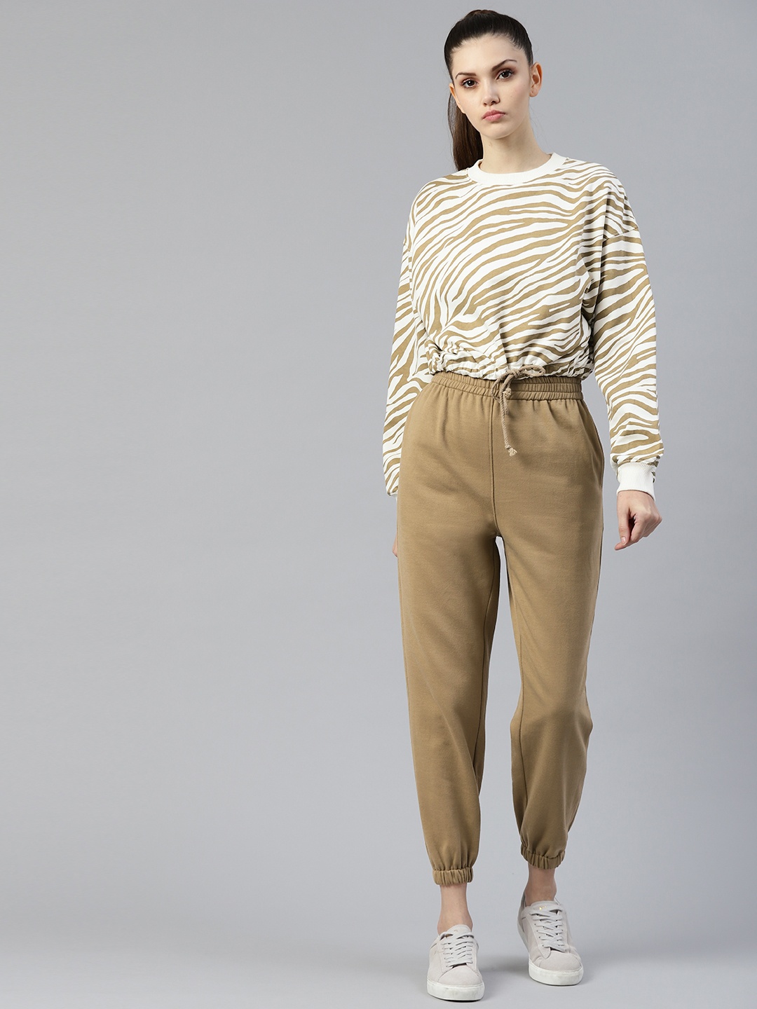

Laabha Women Off-White & Khaki Printed Co-Ords Set