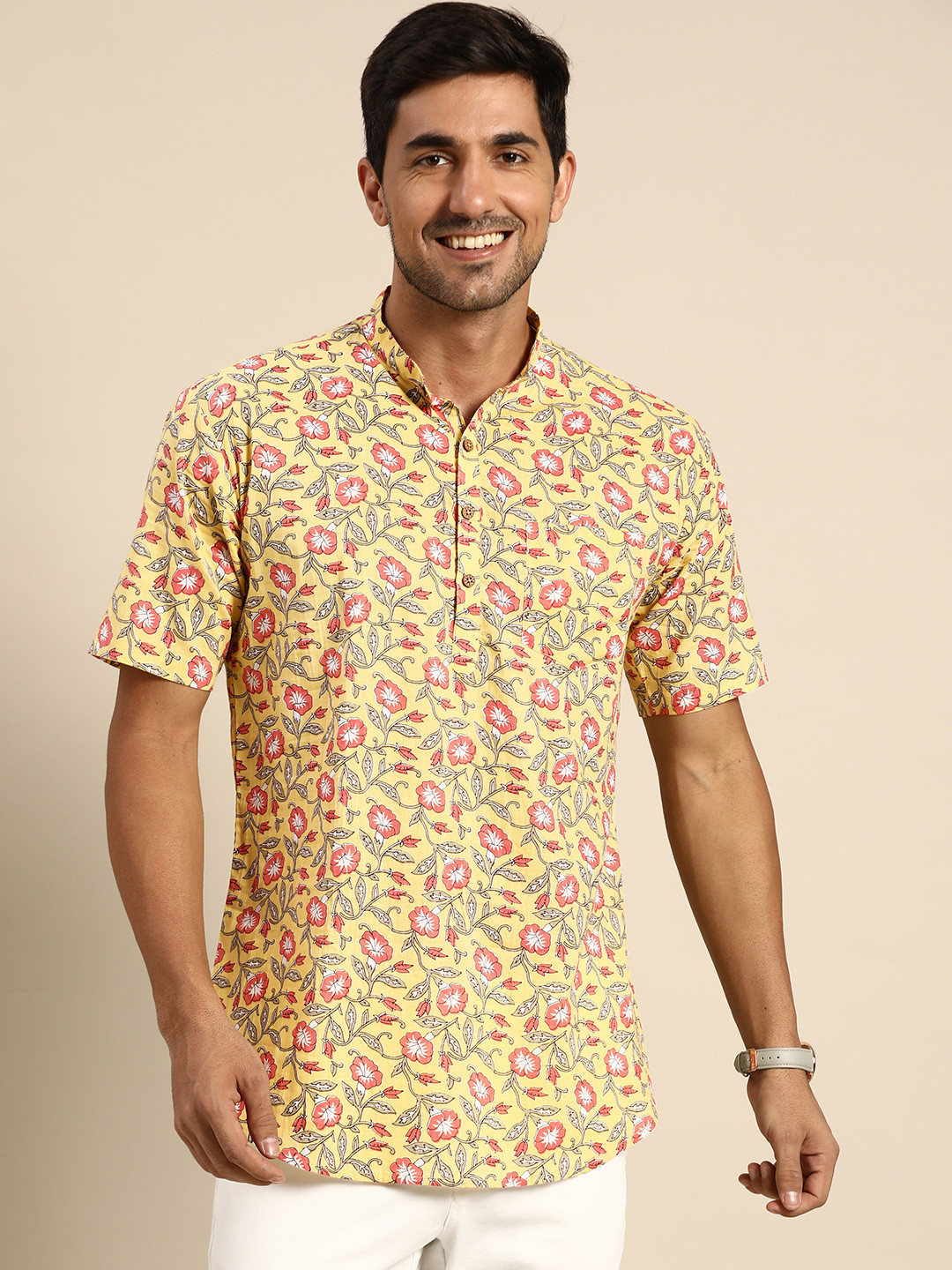 

RAJUBHAI HARGOVINDAS Men Yellow & Red Floral Printed Cotton Kurta