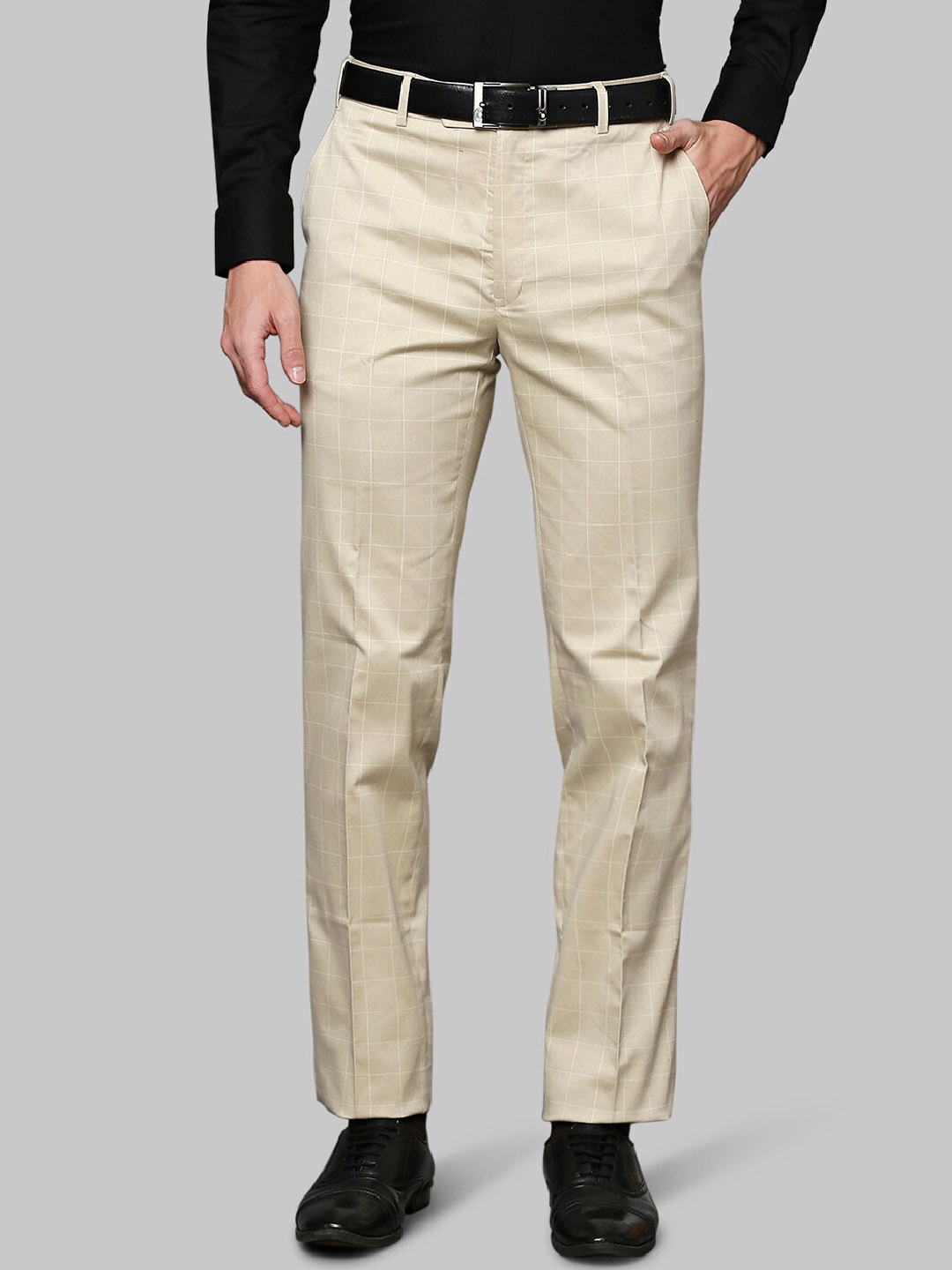 

Raymond Men Beige Solid Cotton Formal Trousers