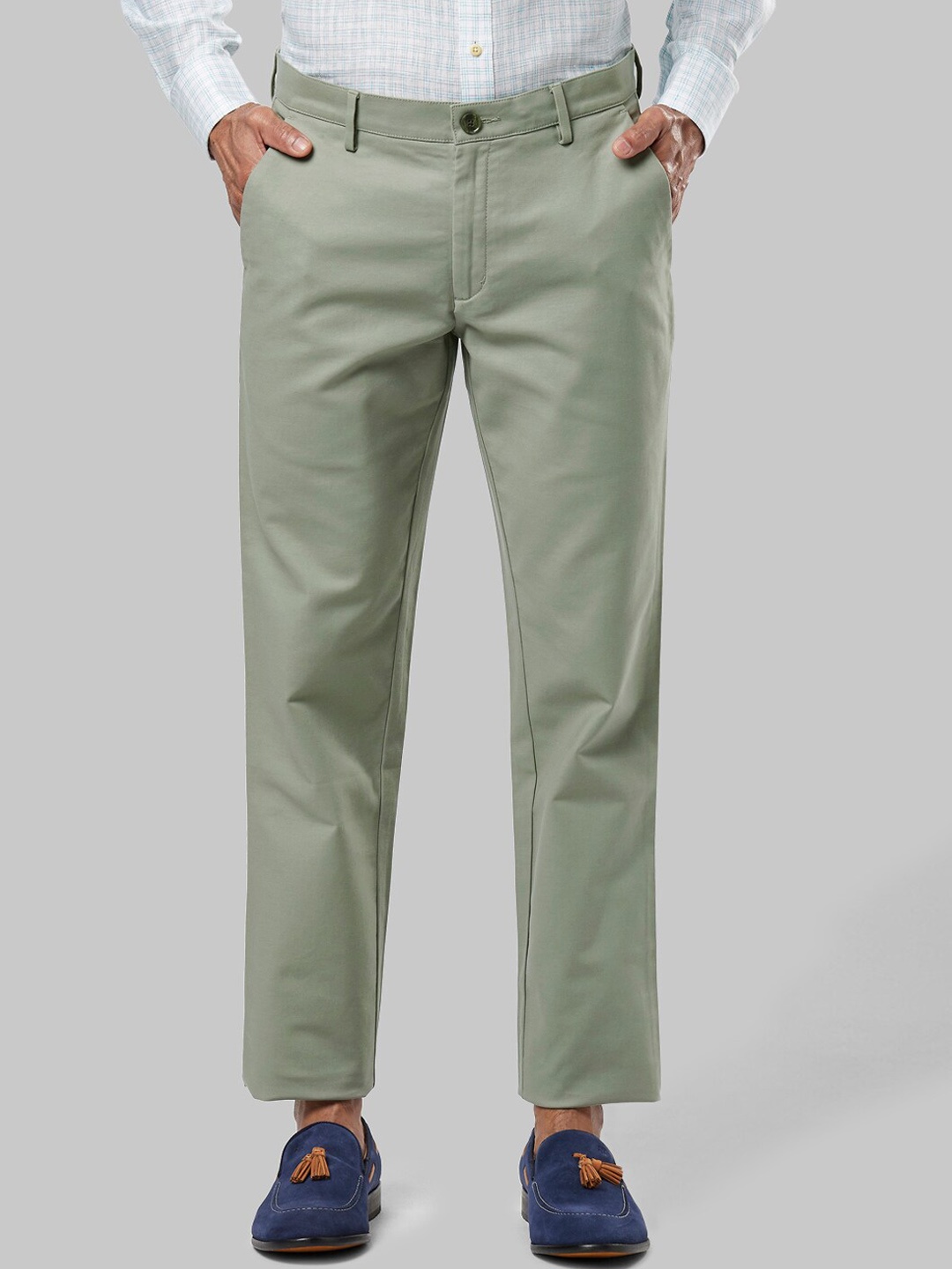

Raymond Men Green Solid Slim Fit Formal Trousers