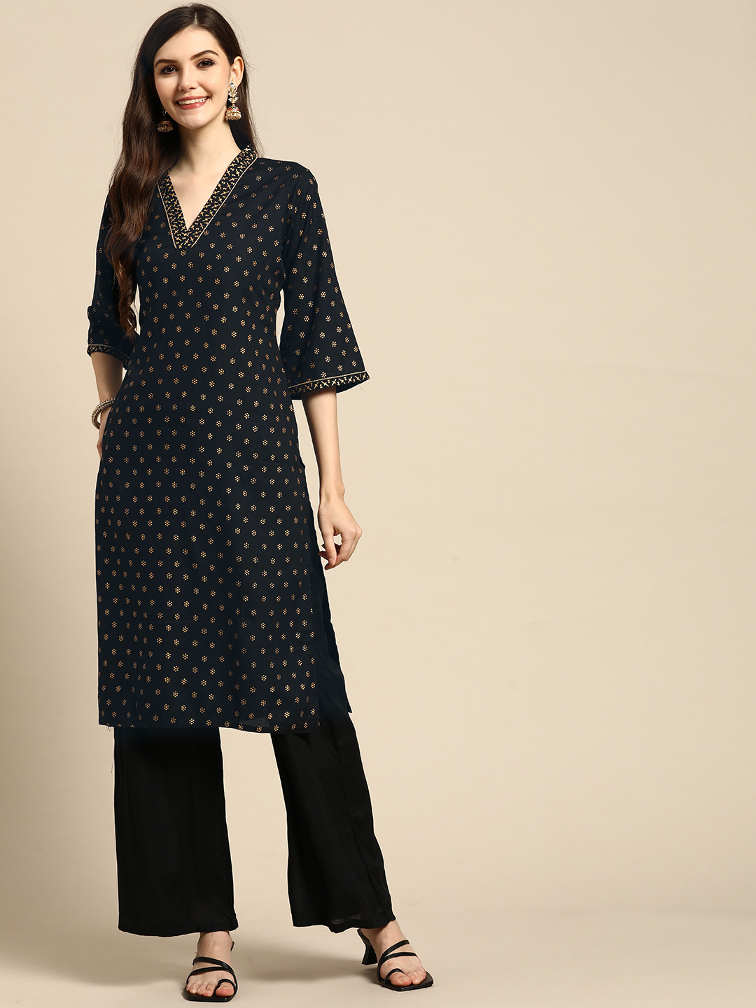 

Gerua By Libas, Black