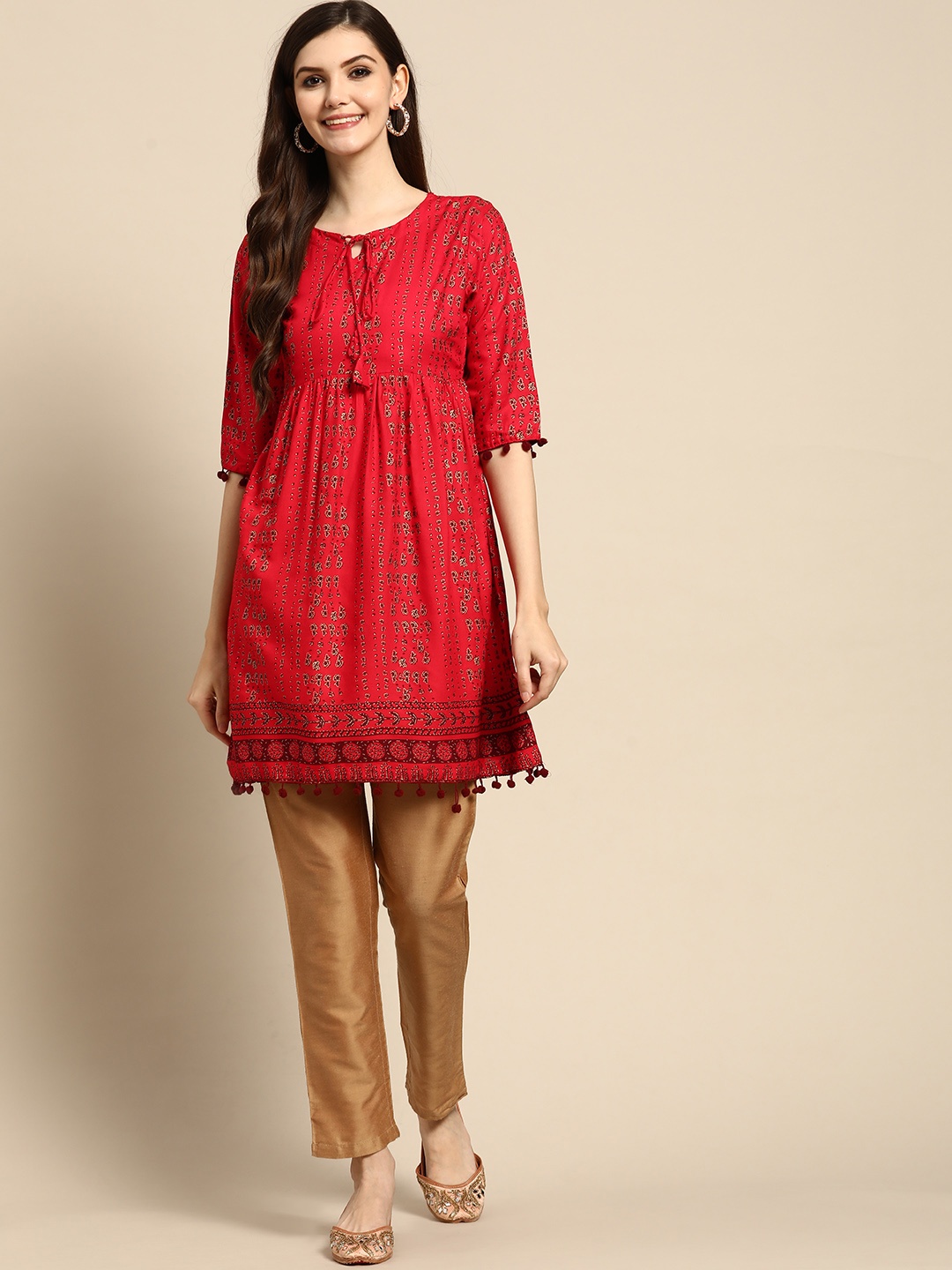 

GERUA Red Floral Printed Pleated Anarkali Kurti