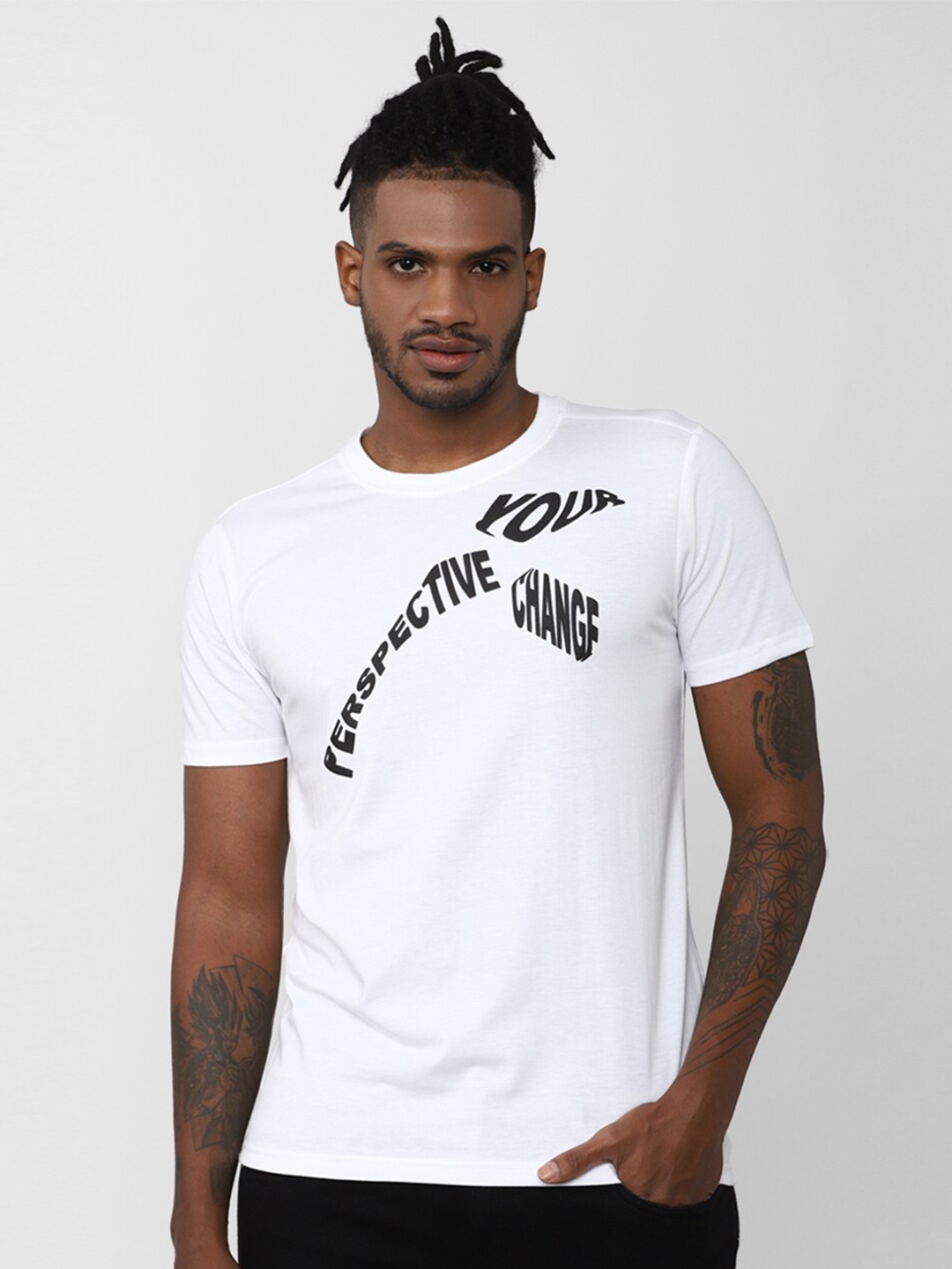 

FOREVER 21 Men White Typography Printed Cotton T-shirt