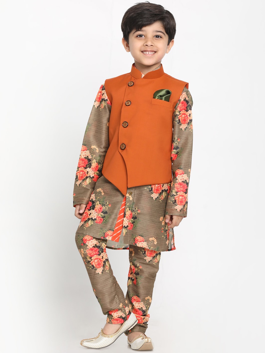 

VASTRAMAY Boys Brown Floral Printed Kurta with Pyjamas & With Dupatta