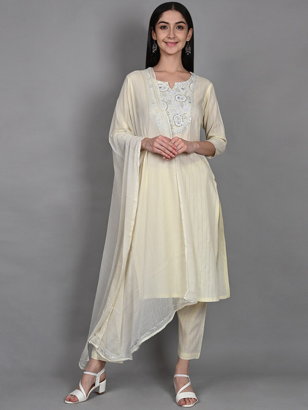 

Wyfees Women Off White Embroidered Pure Cotton Kurta with Trousers & With Dupatta
