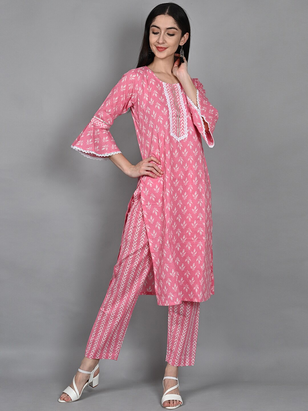 

Wyfees Women Pink Ethnic Motifs Printed Pure Cotton Kurta with Trousers & Dupatta