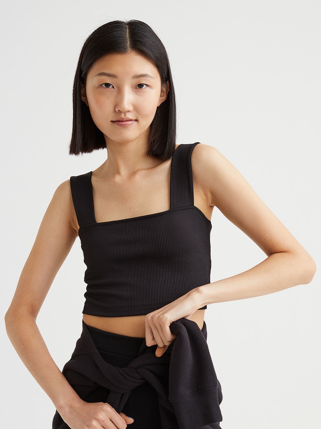 

H&M Women Black Cropped Sleeveless Top