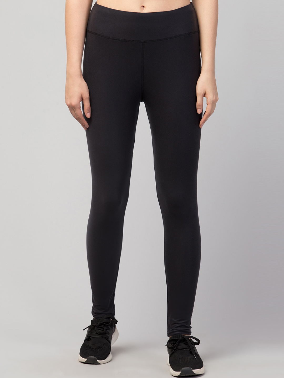 

Apraa & Parma Women Black Solid Running Tights