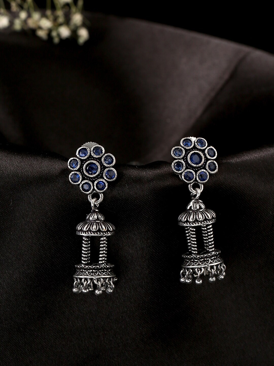 

kashwini Silver-Toned Contemporary Jhumkas Earrings