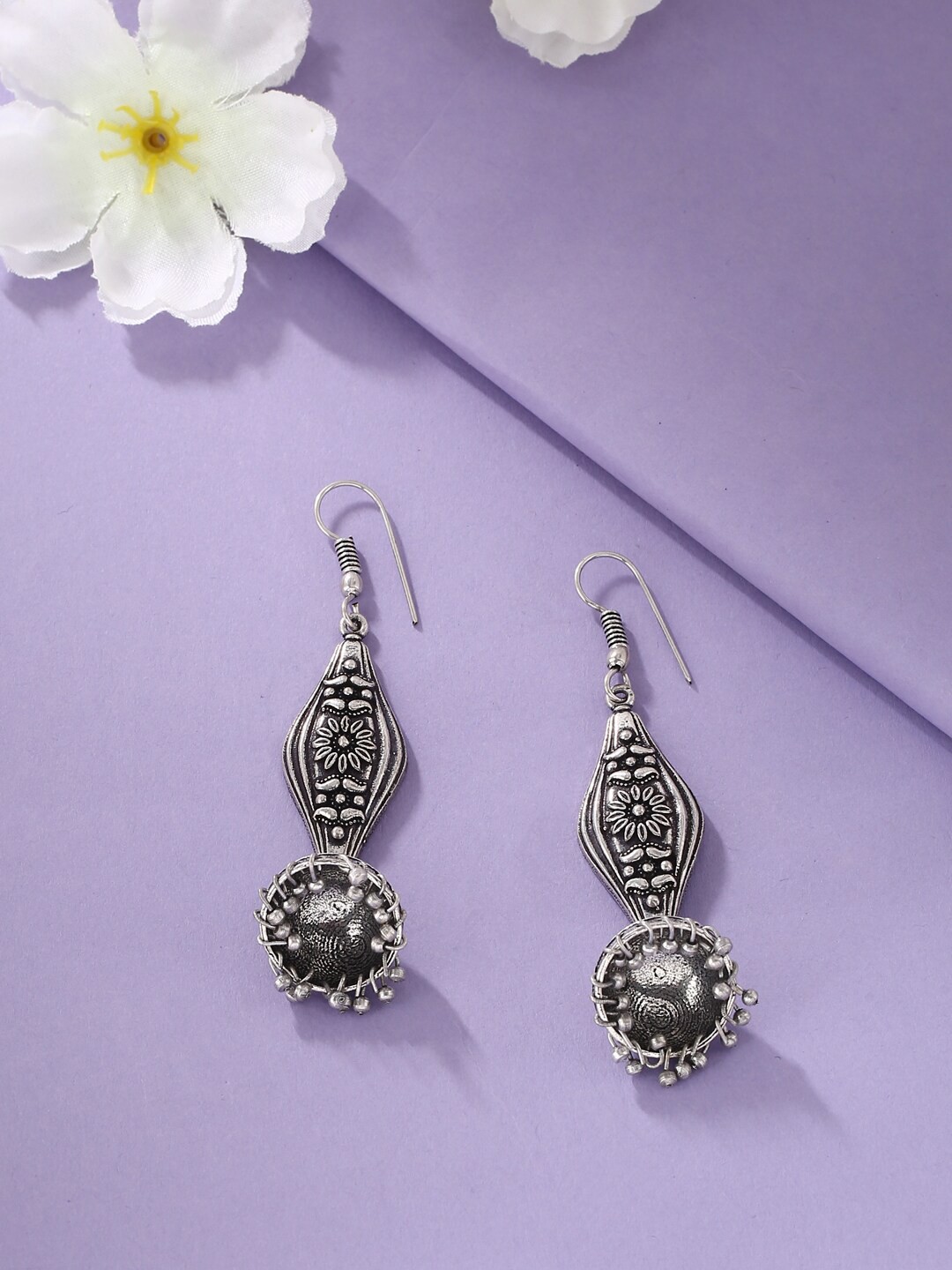 

kashwini Silver-Toned Contemporary Jhumkas Earrings