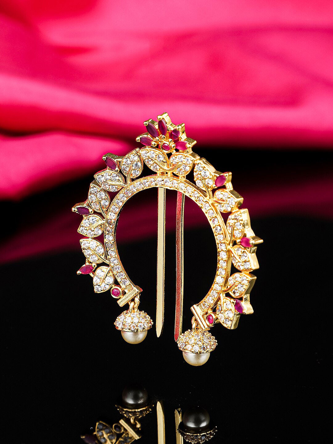 

Yellow Chimes Women Gold-Toned & White Beaded Comb Pin
