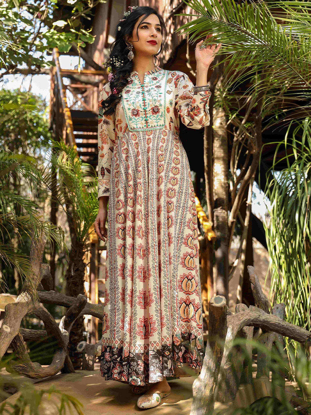 

Juniper White & Red Ethnic Motifs Ethnic Rayon Maxi Dress