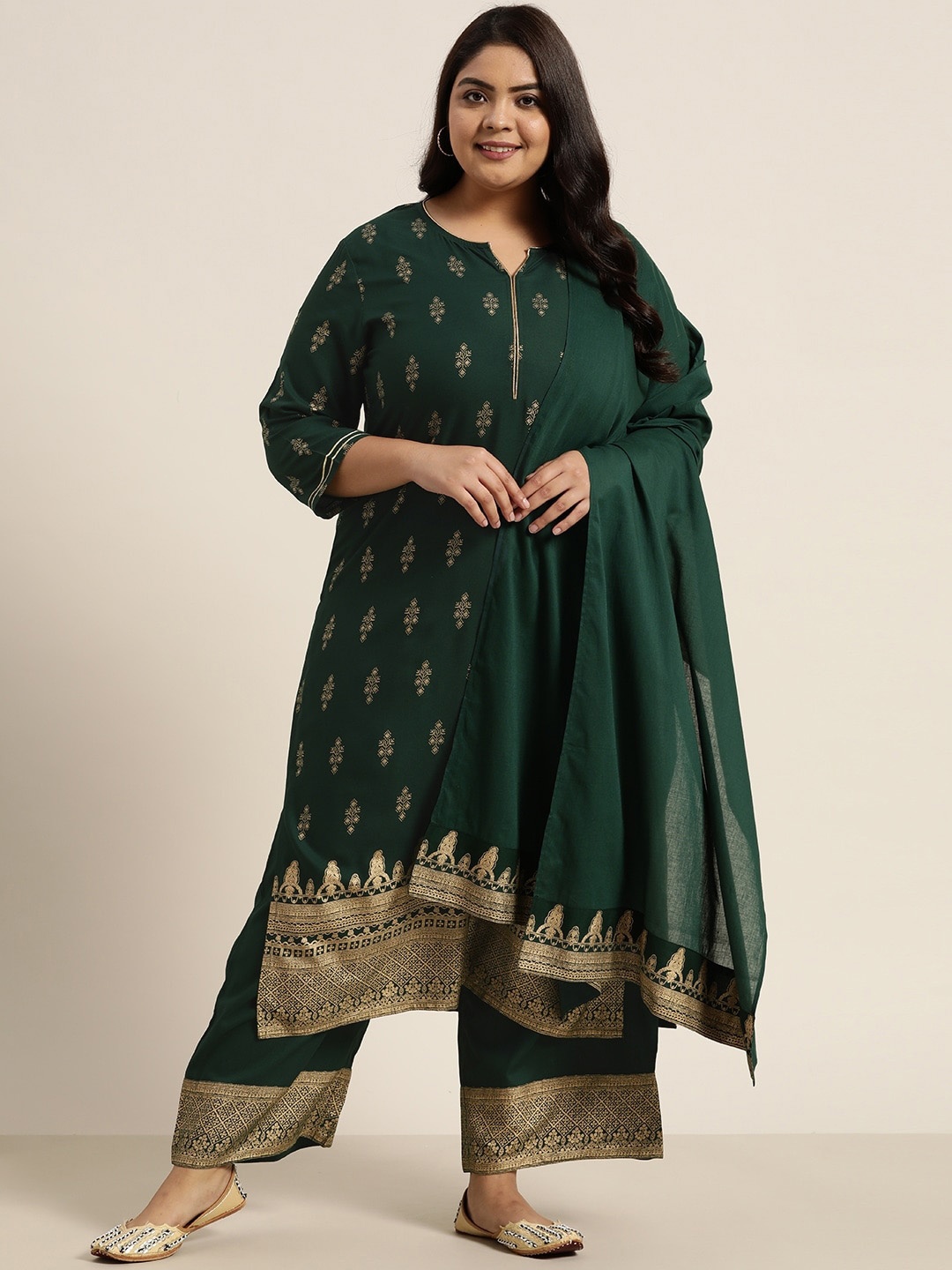 

Juniper Plus Size Women Green Printed Kurta with Trousers & With Dupatta