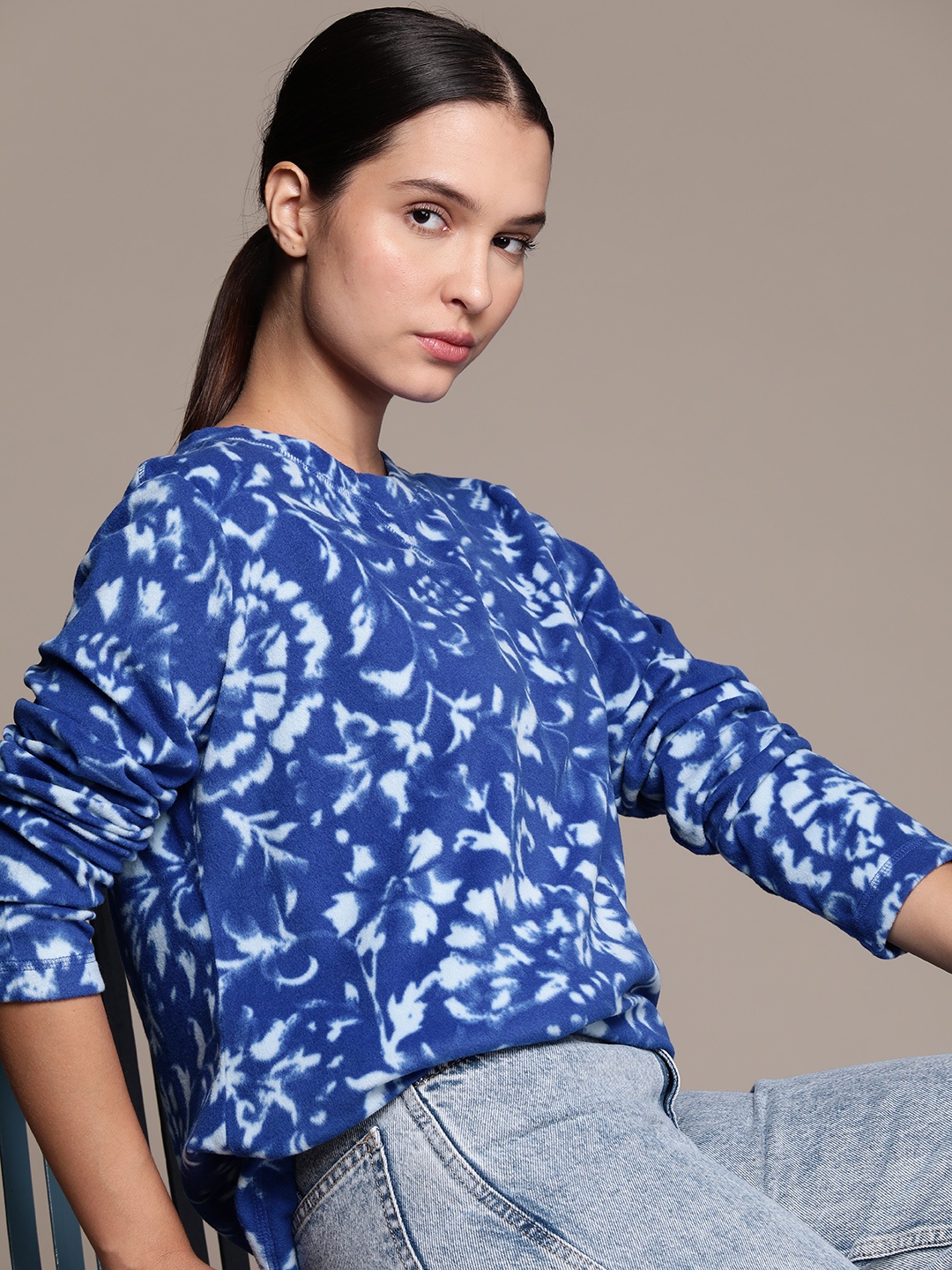 

Macy's Karen Scott Women Blue Abstract Printed Sweatshirt