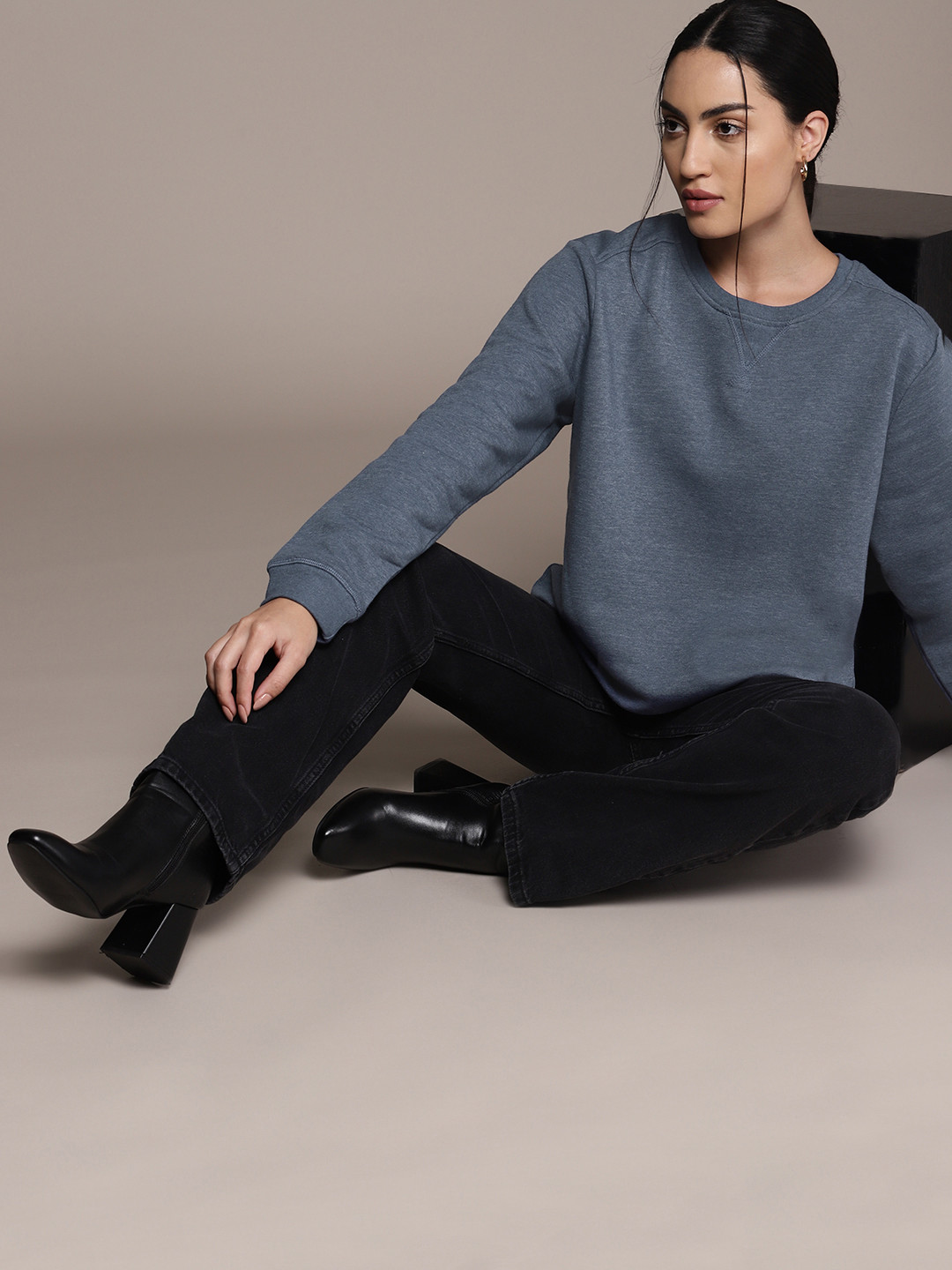 

Macy's Karen Scott Women Navy Blue Solid Sweatshirt