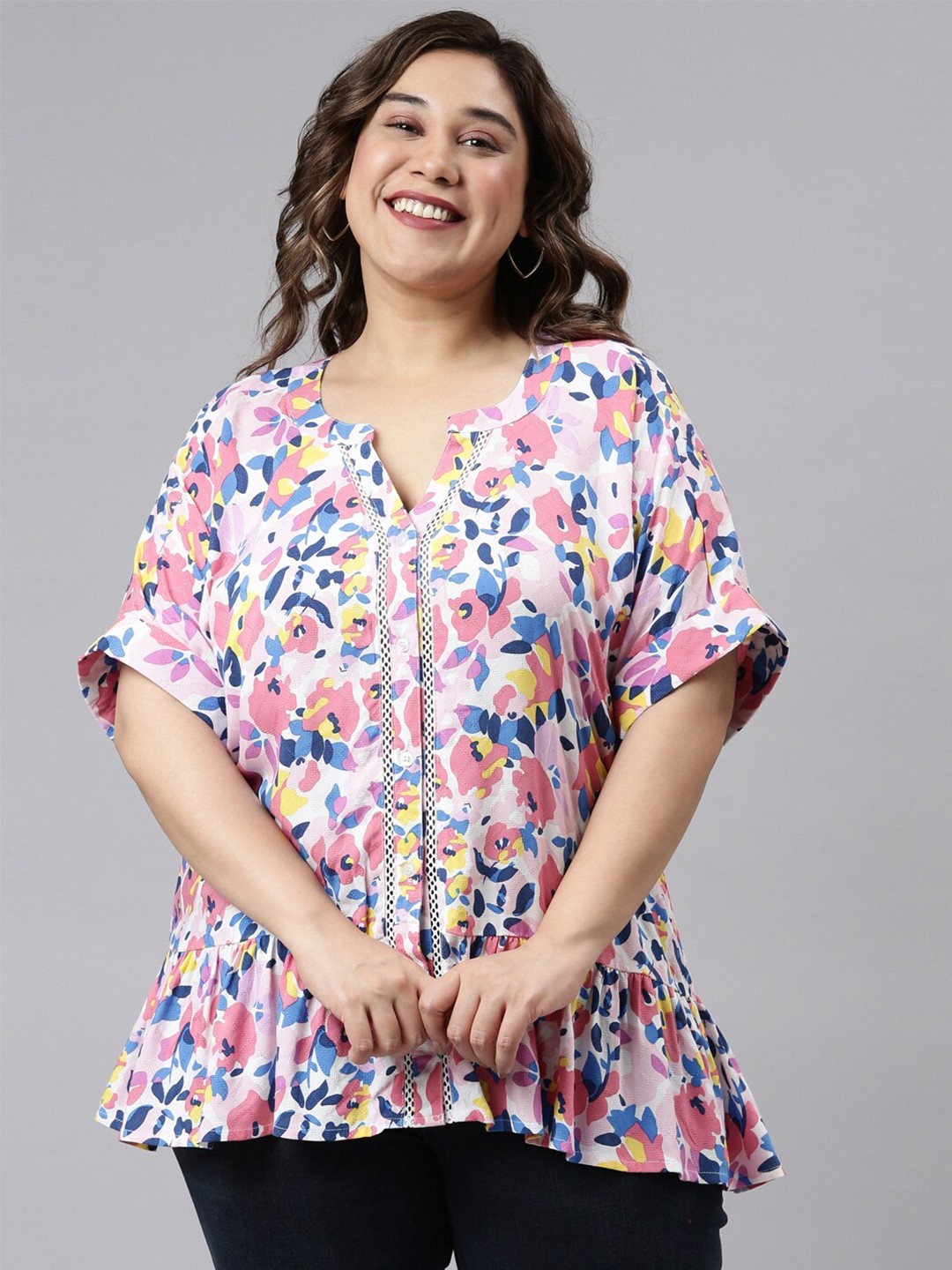 

The Pink Moon Plus Size Multicoloured Floral Print Mandarin Collar Peplum Top, Multi