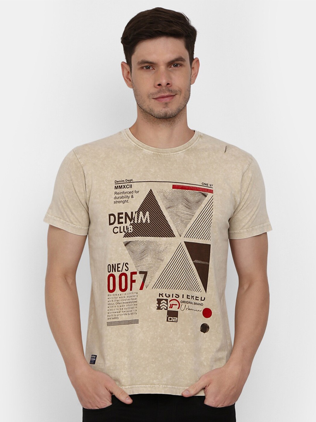 

V-Mart Men Cream-Coloured Typography Printed Raw Edge Slim Fit T-shirt