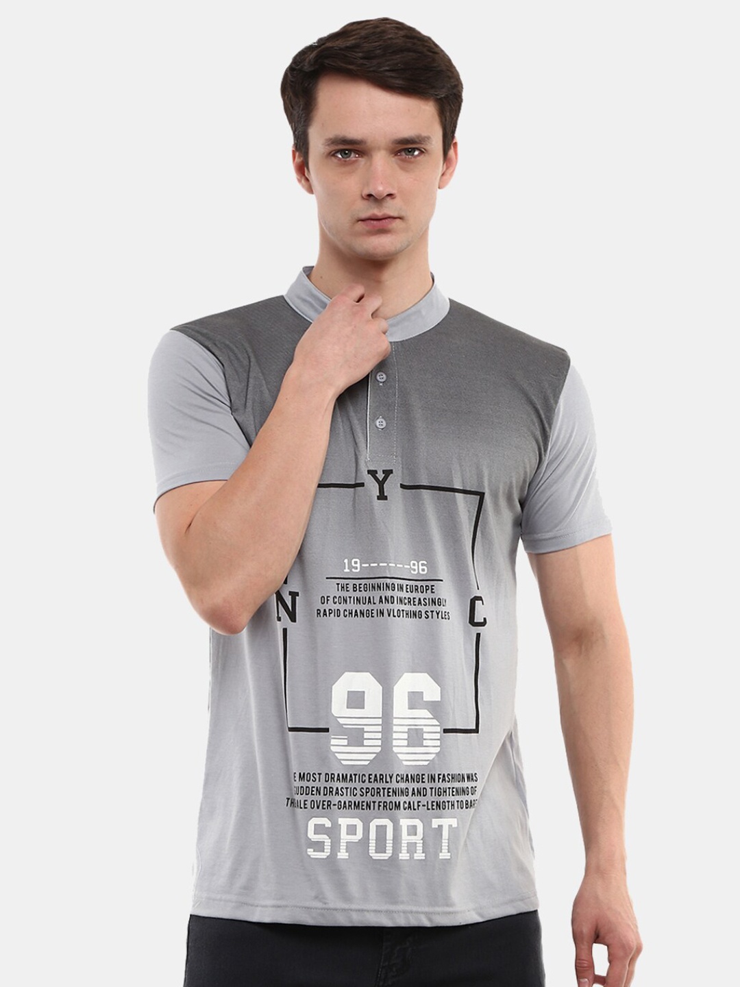 

V-Mart Men Grey Printed Applique T-shirt