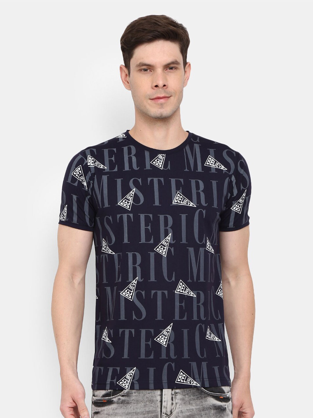 

V-Mart Men Navy Blue & Grey Typography Printed Slim Fit T-shirt