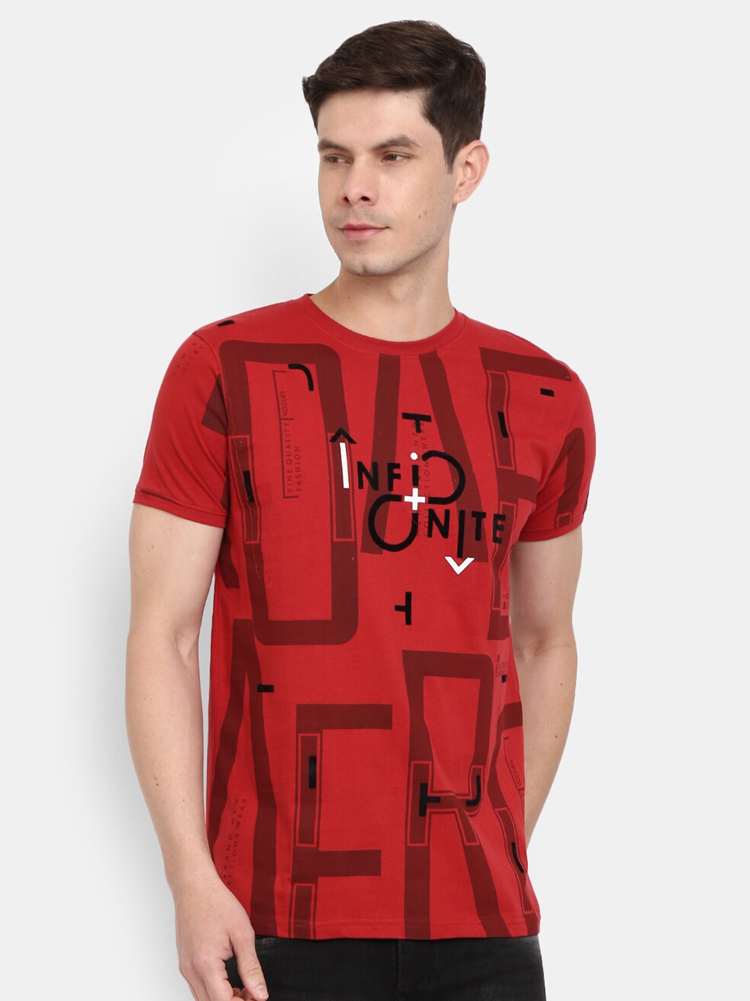 

V-Mart Men Maroon Typography Printed Slim Fit T-shirt
