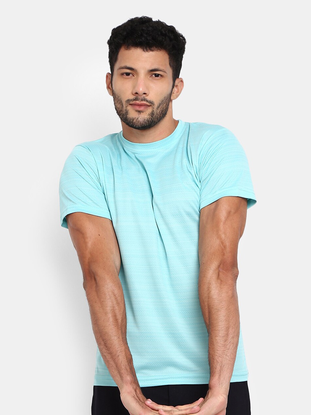 

V-Mart Men Blue Slim Fit T-shirt